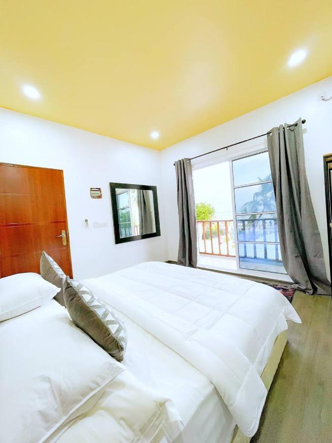 Fatims Beach House Maafushi Exteriör bild
