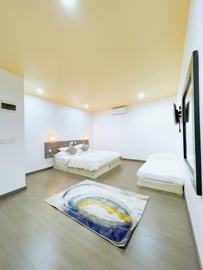 Fatims Beach House Maafushi Exteriör bild